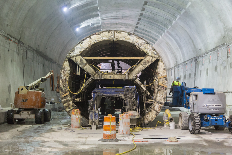 Illustration for article titled A Subterranean Stroll Through NYC's Newest Train Tunnel